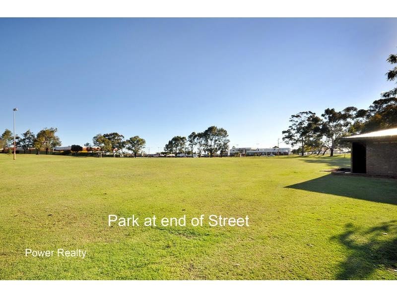27 Shelbred Way, Westminster WA 6061