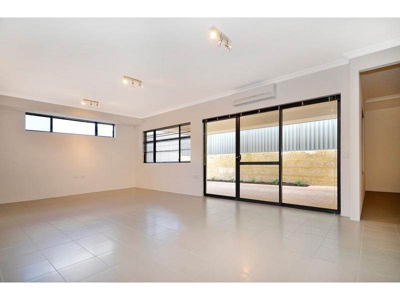 22 Vellum Loop, Aveley WA 6069