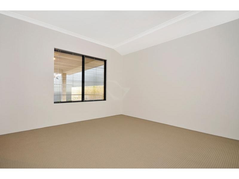 22 Vellum Loop, Aveley WA 6069