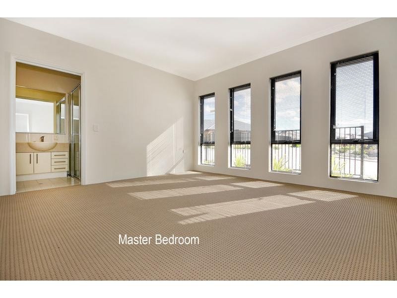 22 Vellum Loop, Aveley WA 6069