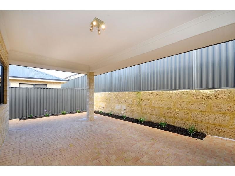 22 Vellum Loop, Aveley WA 6069