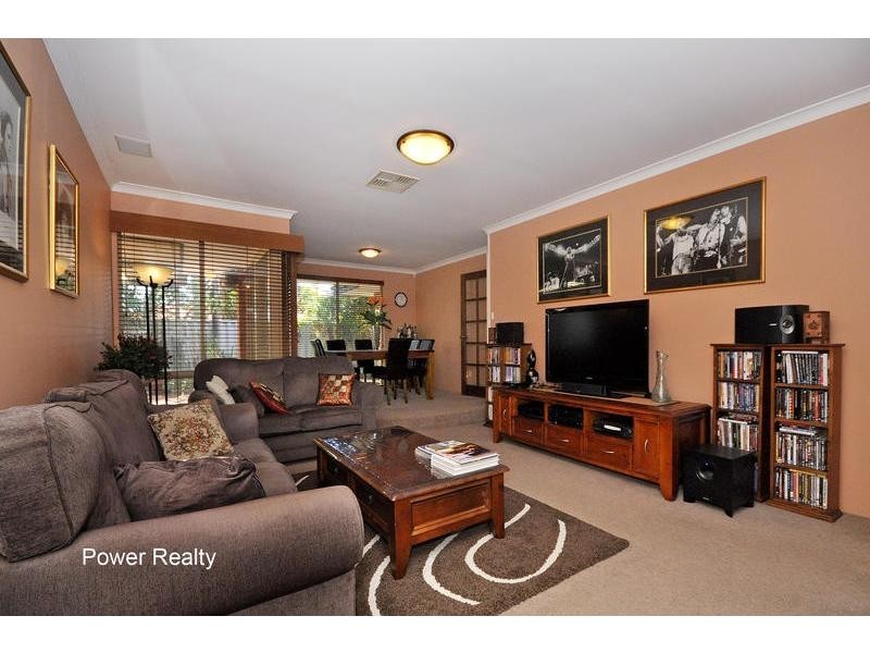 4 Wagtail Rise, Ballajura WA 6066