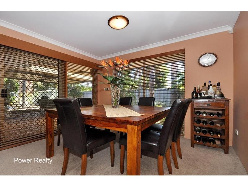 4 Wagtail Rise, Ballajura WA 6066
