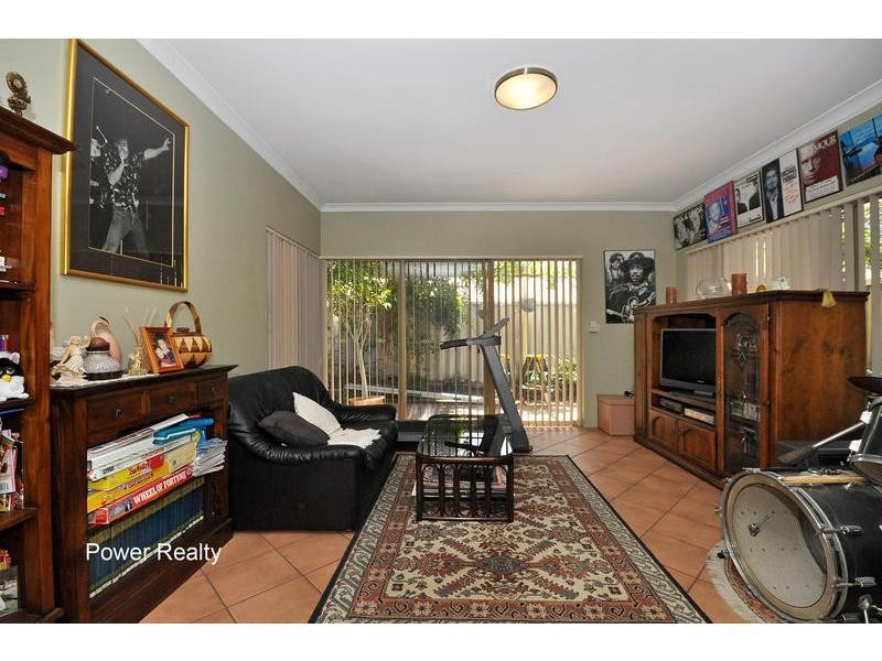 4 Wagtail Rise, Ballajura WA 6066