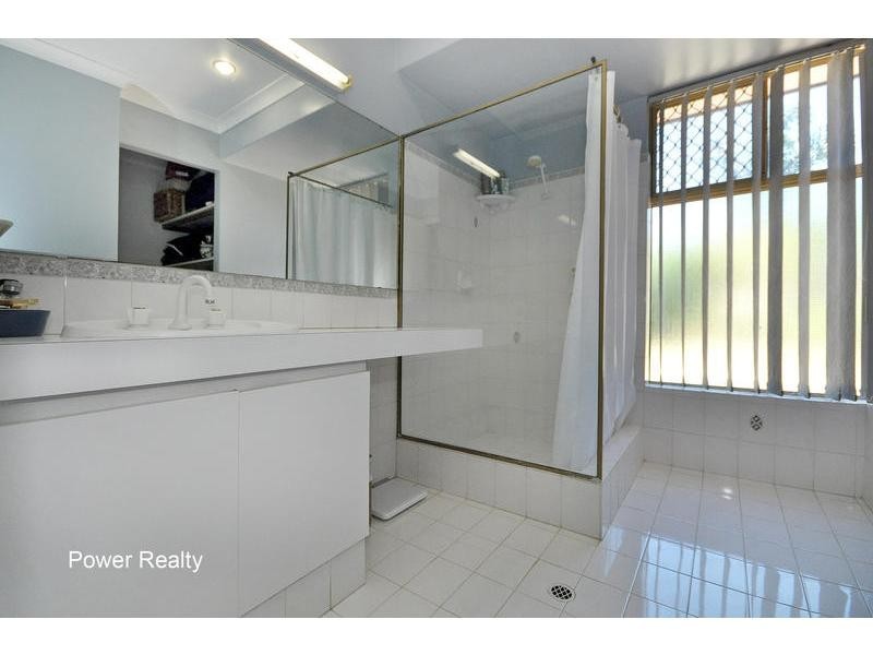 4 Wagtail Rise, Ballajura WA 6066