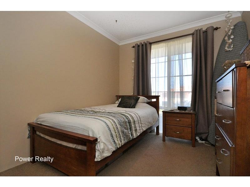 4 Wagtail Rise, Ballajura WA 6066