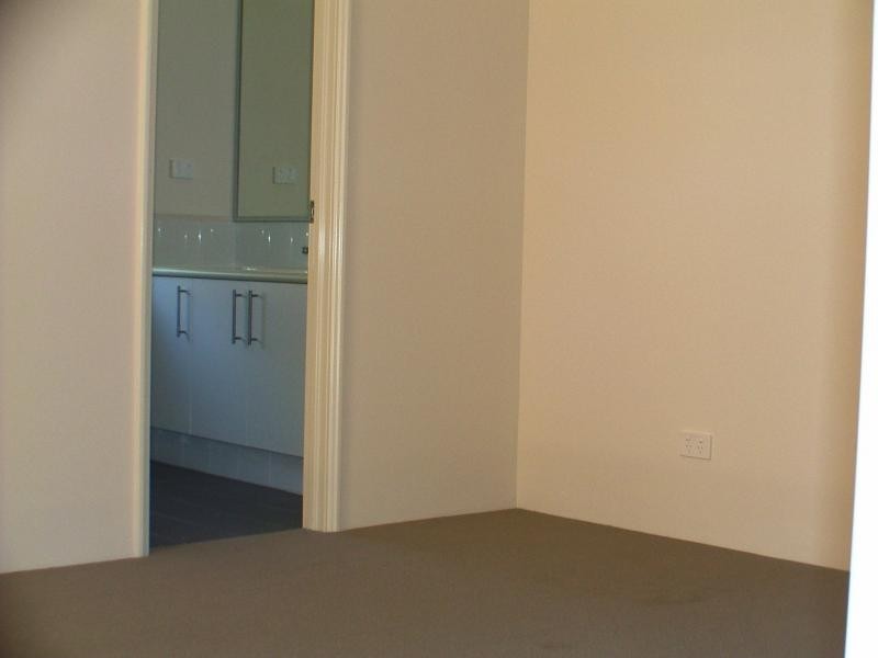 7/1 Tolj Loop, Aveley WA 6069