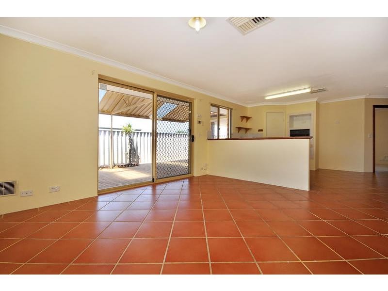50 Frangipani Loop, Marangaroo WA 6064