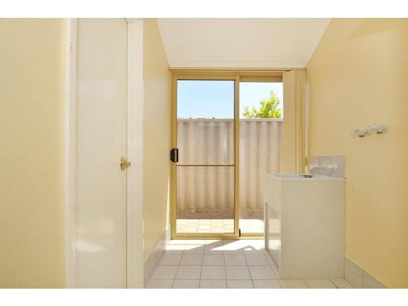 50 Frangipani Loop, Marangaroo WA 6064
