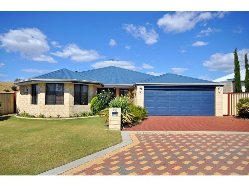 28 Esmerelda Pass, Darch WA 6065