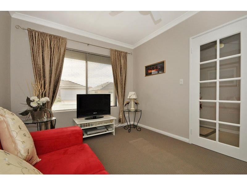 1A La Trobe Street, Landsdale WA 6065