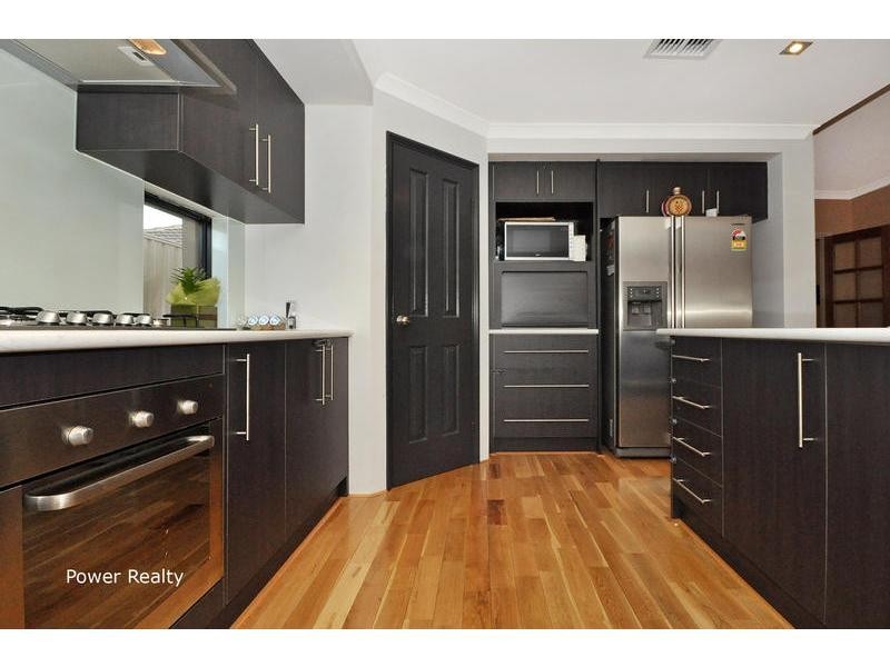 31 Pando Crescent, Landsdale WA 6065