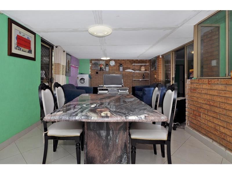 6 Allott Place, Marangaroo WA 6064