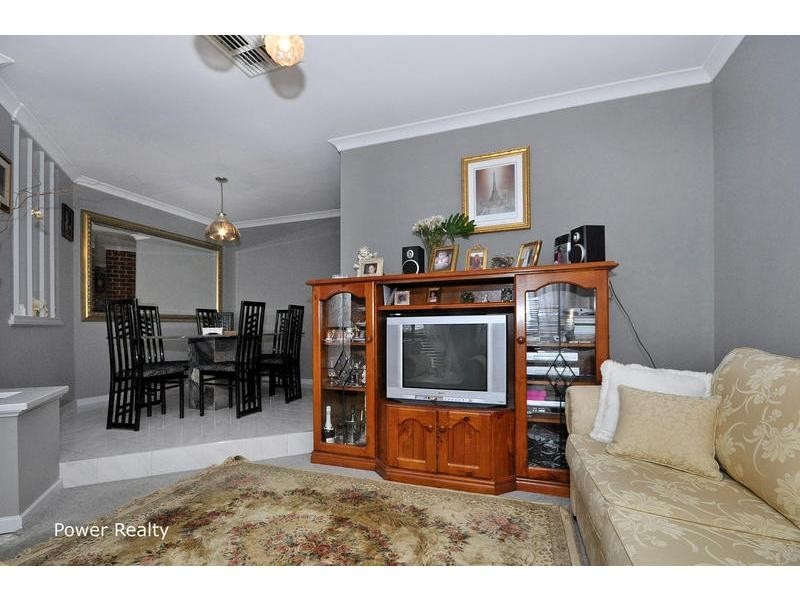 1/11 Wilton Close, Ballajura WA 6066