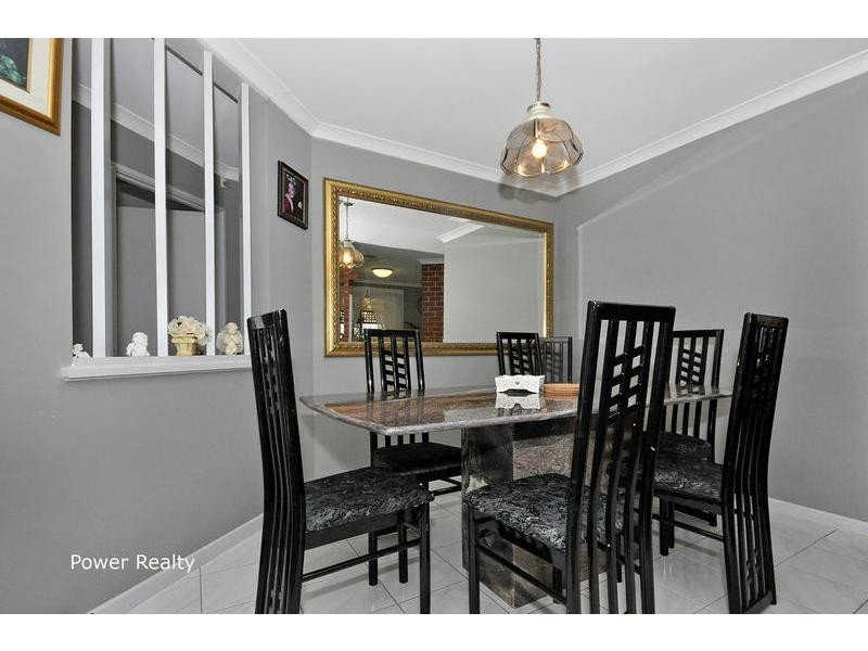 1/11 Wilton Close, Ballajura WA 6066