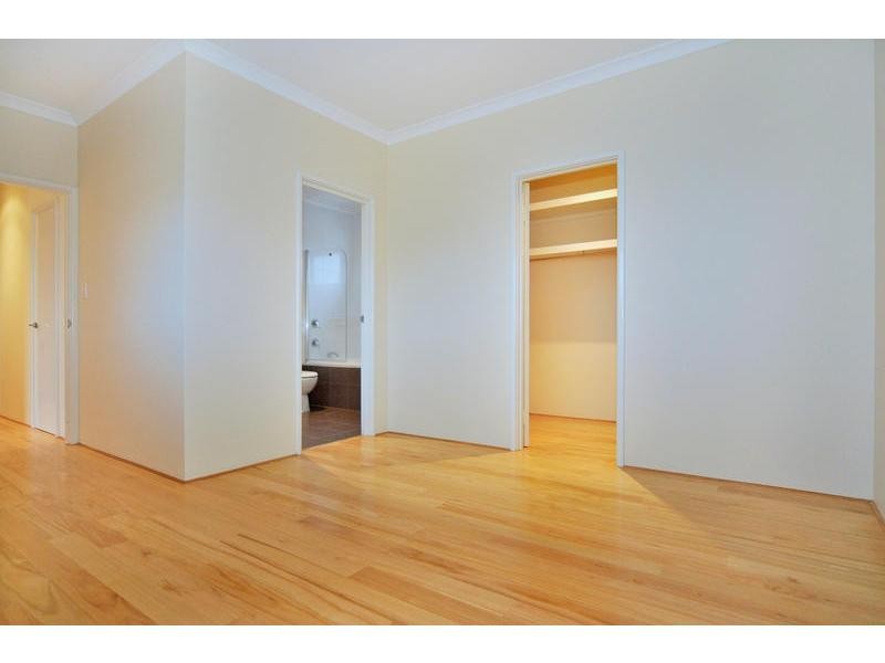 2/3 Owen Link, Madeley WA 6065