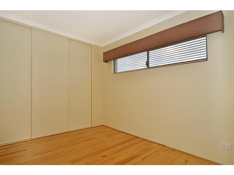 2/3 Owen Link, Madeley WA 6065