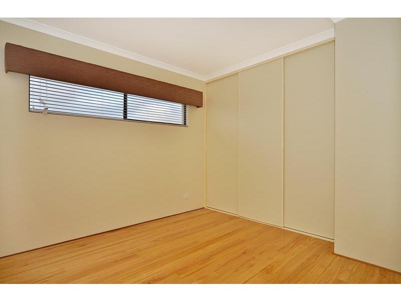2/3 Owen Link, Madeley WA 6065