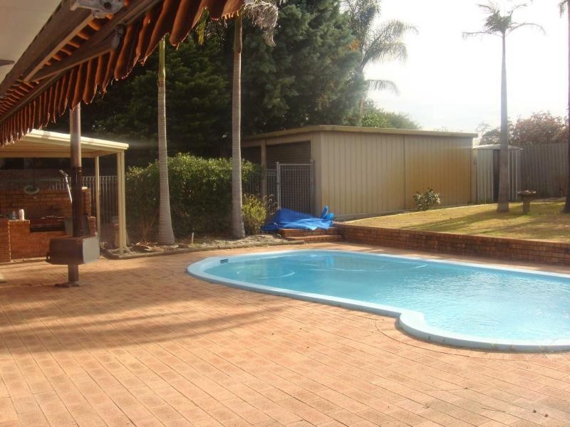 279 Alexander Drive, Alexander Heights WA 6064