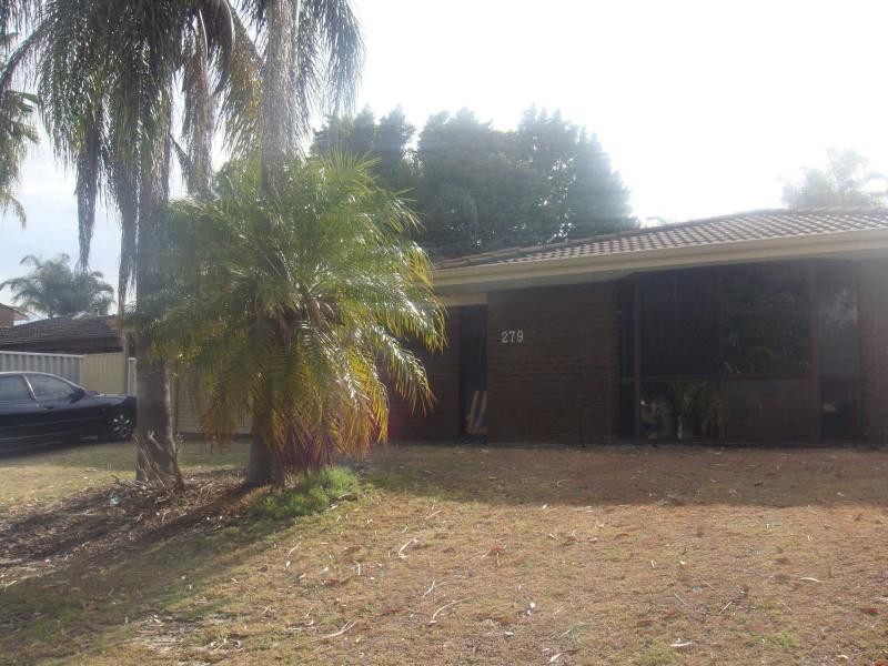 279 Alexander Drive, Alexander Heights WA 6064