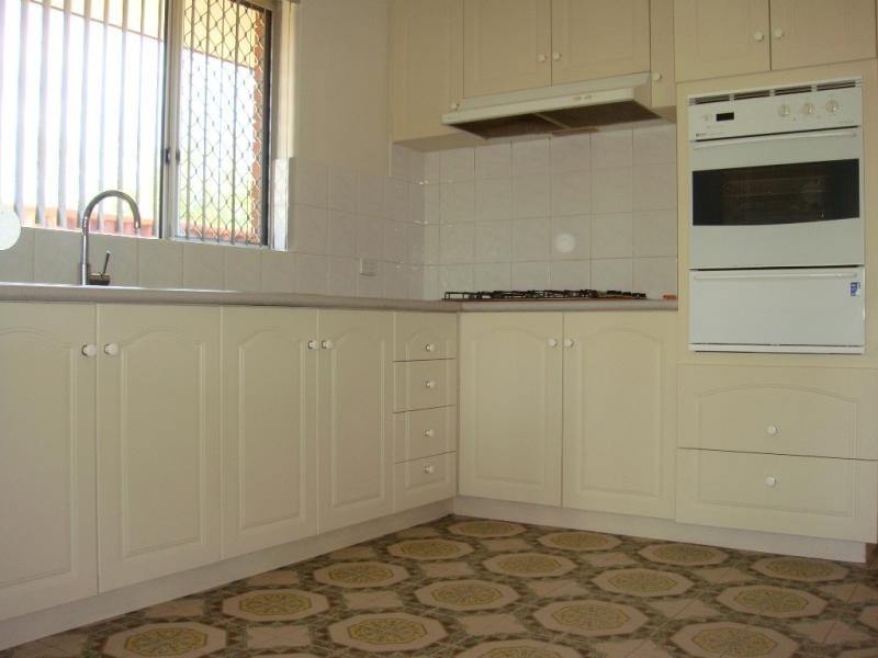 31 Lenham Way, Marangaroo WA 6064