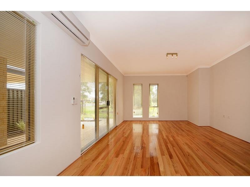 5 Ollave Circuit, Aveley WA 6069