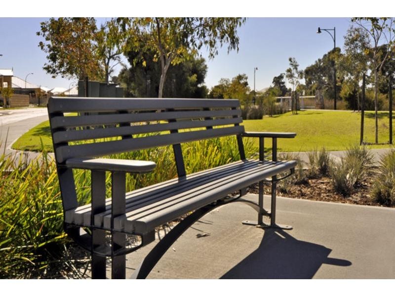 5 Ollave Circuit, Aveley WA 6069