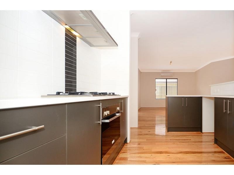 7 Ollave Circuit, Aveley WA 6069