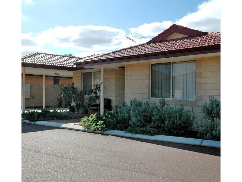 20/51 Braemore Street, Seville Grove WA 6112