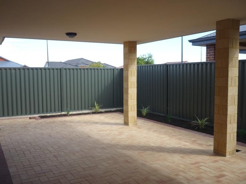 8 Atoll End, Aveley WA 6069