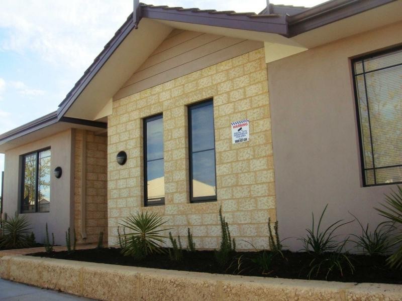 9 Ollave Circuit, Aveley WA 6069