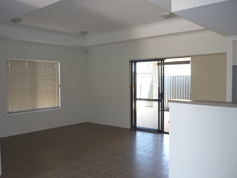 9 Ollave Circuit, Aveley WA 6069