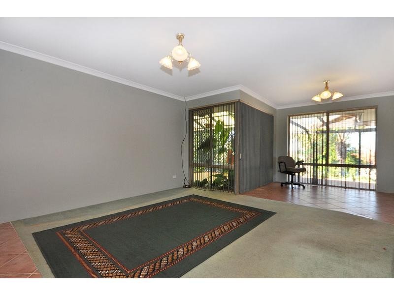 3 Marianne Way, Alexander Heights WA 6064