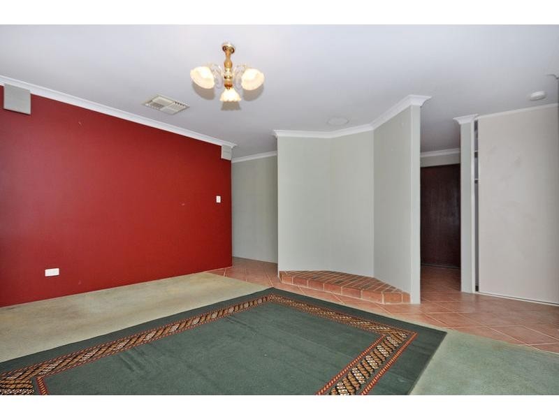 3 Marianne Way, Alexander Heights WA 6064