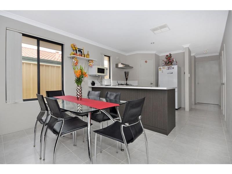 32C Newhaven Way, Nollamara WA 6061