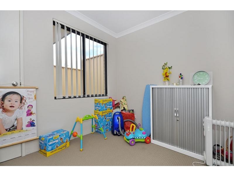 32C Newhaven Way, Nollamara WA 6061
