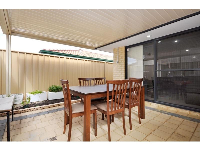 32C Newhaven Way, Nollamara WA 6061