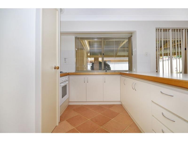 29 Jefferson Drive, Marangaroo WA 6064