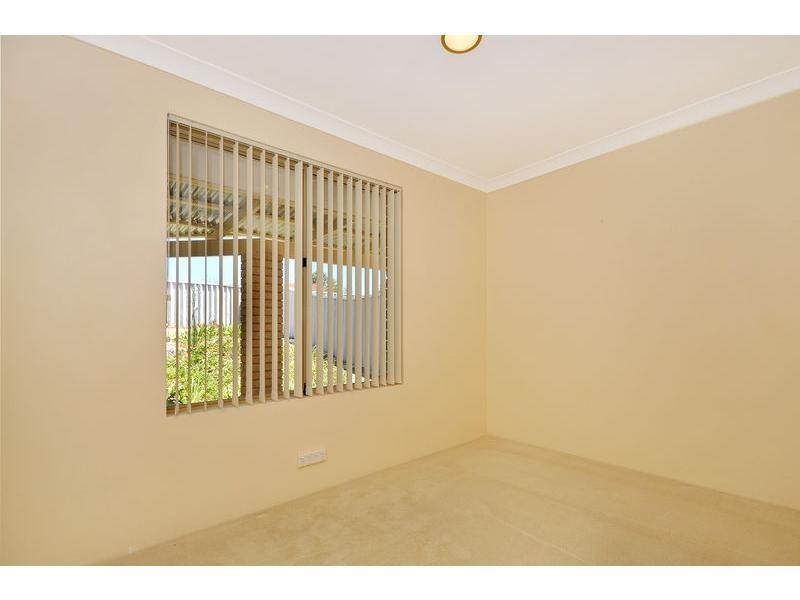 29 Jefferson Drive, Marangaroo WA 6064