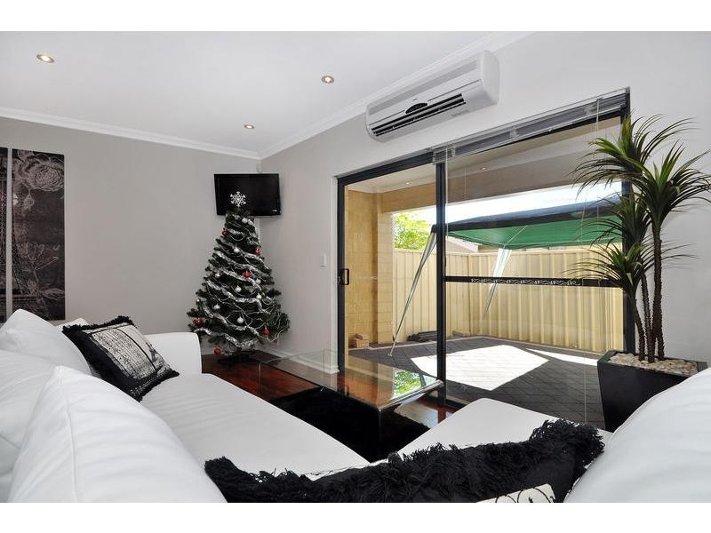 31C Nollamara Avenue, Nollamara WA 6061