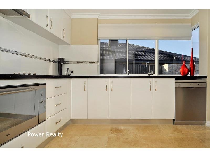 4 Anfield Crescent, Aveley WA 6069