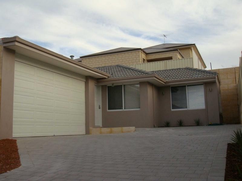 2/194 Landsdale Road, Landsdale WA 6065