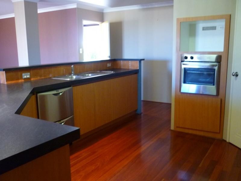 70 Abbotswood Drive, Landsdale WA 6065