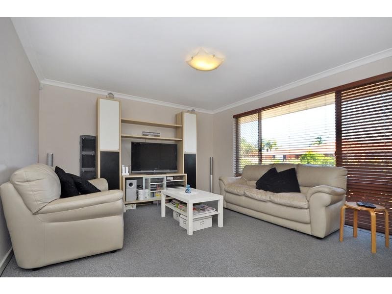 5 Premier Place, Ballajura WA 6066