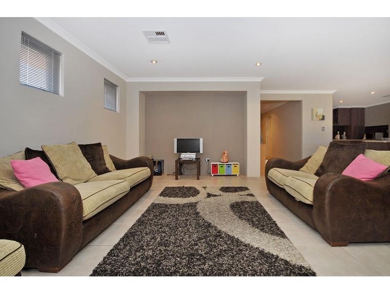 29 Beechwood Circle, Aveley WA 6069