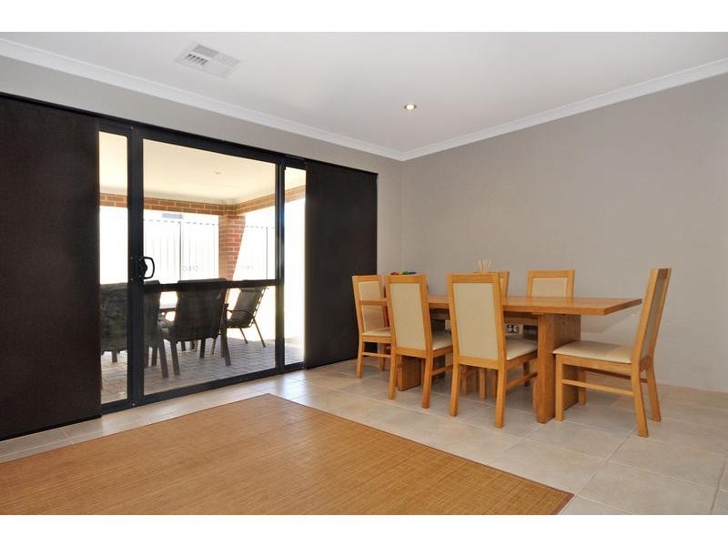 29 Beechwood Circle, Aveley WA 6069