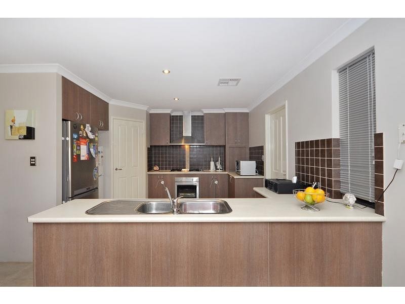 29 Beechwood Circle, Aveley WA 6069