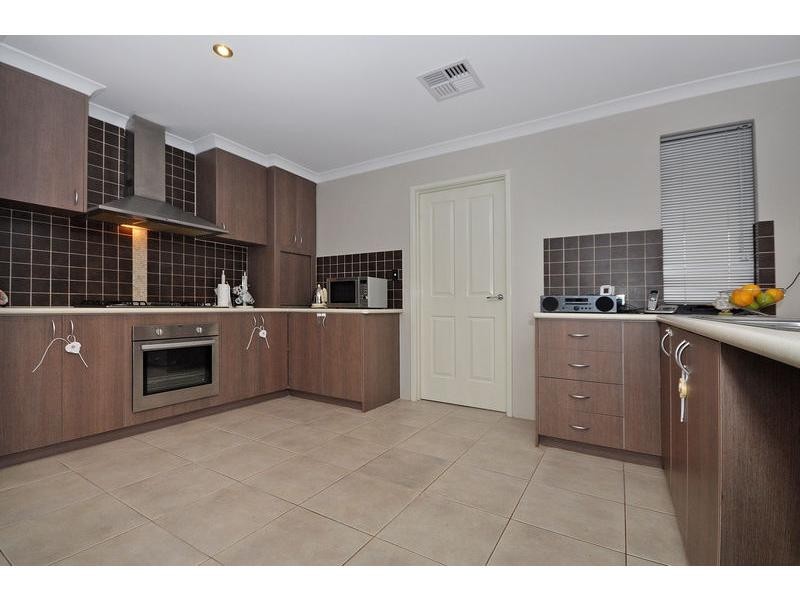 29 Beechwood Circle, Aveley WA 6069