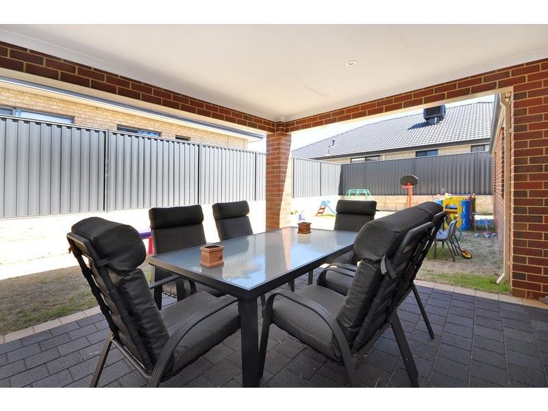 29 Beechwood Circle, Aveley WA 6069