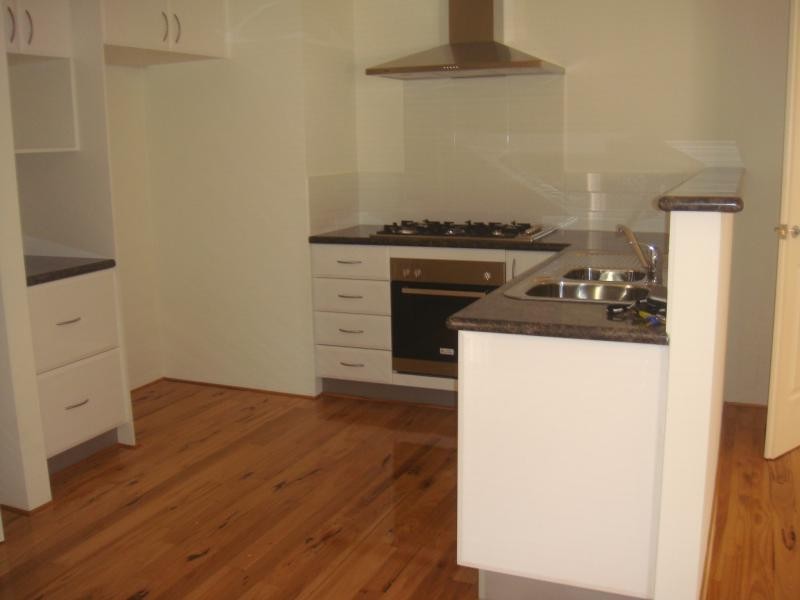 4 Atoll End, Aveley WA 6069